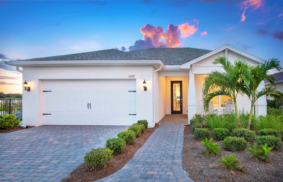 Image 41 representing the Mystique Grande by Pulte Homes in Lakespur Wellen Park, Venice, FL.