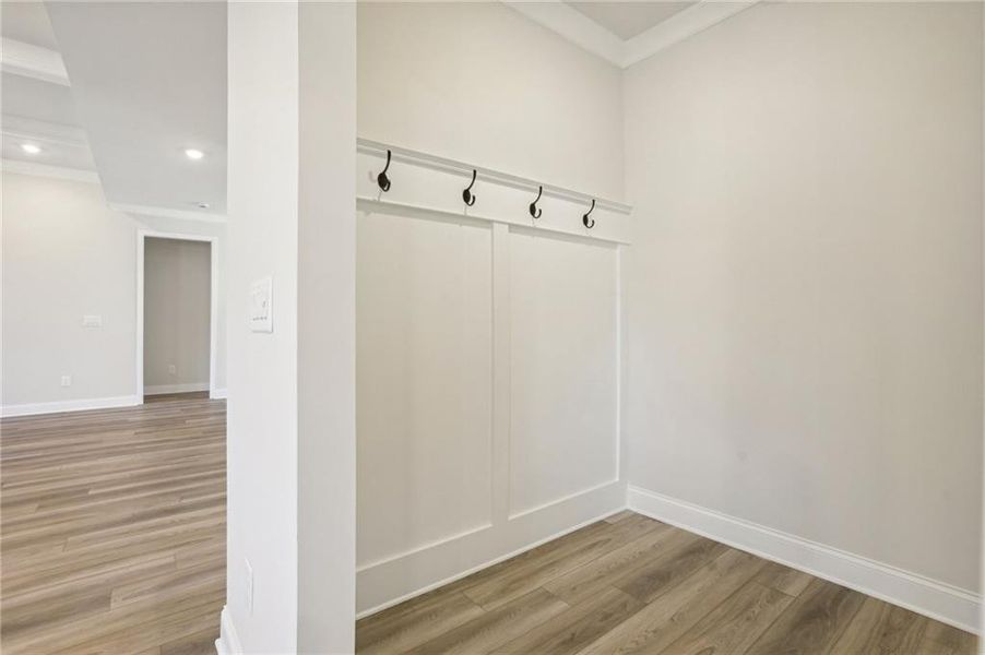 Spacious, unfurnished interior of a new home in Ponderosa Farms Reserve, Gainesville (Image 22).