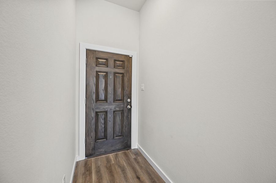 Representative unfurnished interior of a home built from the Cambria I by Cheldan Homes in Craftsmen's Corner, Cleburne (Image 21).