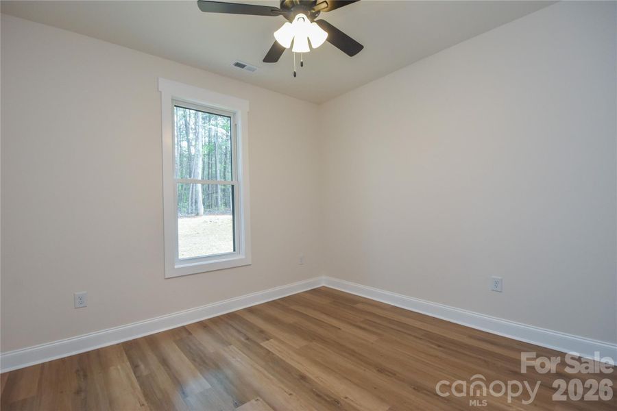 Spacious, unfurnished interior of a new home in , Catawba (Image 18).