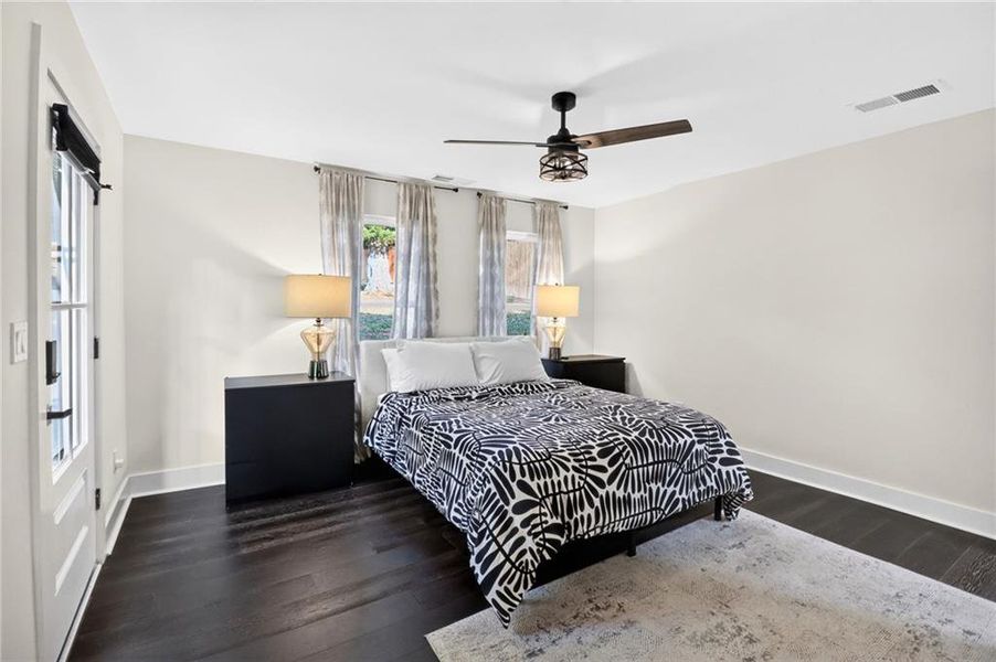 Furnished interior view inside a new home in , Atlanta (Image 18).
