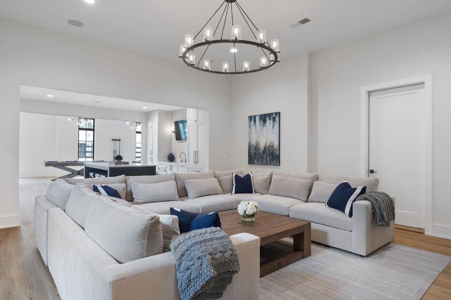 Furnished interior view inside a new home in Lyndon Creek, Milton (Image 48).