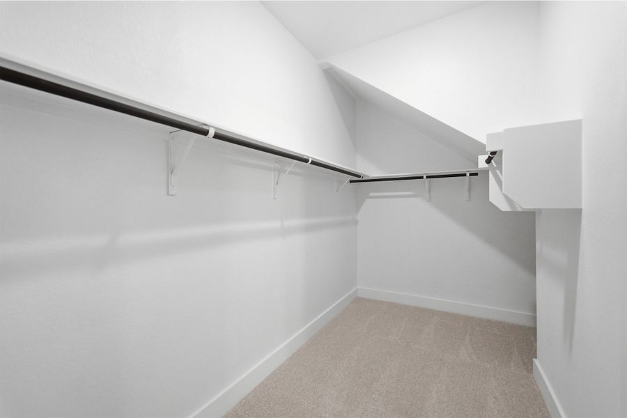 Spacious, unfurnished interior of a new home in Hunters Glen, Jarrell (Image 52).