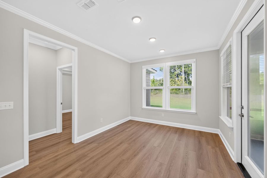 Spacious, unfurnished interior of a new home in Del Webb Charleston at Nexton, Summerville (Image 27).