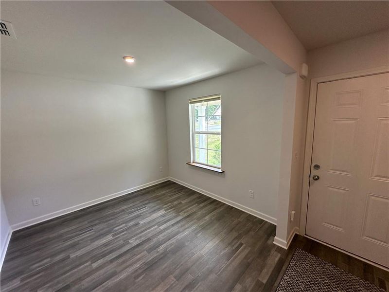 Spacious, unfurnished interior of a new home in , Cedartown (Image 16).