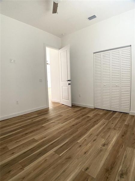 Spacious, unfurnished interior of a new home in , Punta Gorda (Image 20).