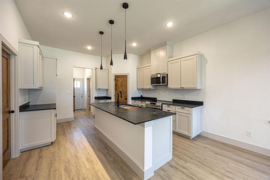 Furnished interior view inside a new home in , Fort Worth (Image 8). Furnished interior view inside a new home in , Fort Worth (Image 8).