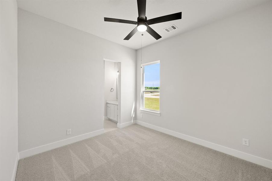 Spacious, unfurnished interior of a new home in Byrum Ranch - 1 Acre Lots, Venus (Image 22).