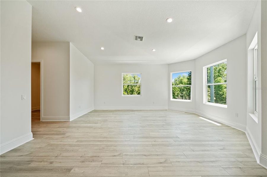 Spacious, unfurnished interior of a new home in , Tarpon Springs (Image 13). Spacious, unfurnished interior of a new home in , Tarpon Springs (Image 13).
