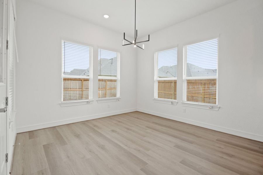 Spacious, unfurnished interior of a new home in Westland Ranch - 70' Homesites, League City (Image 18).