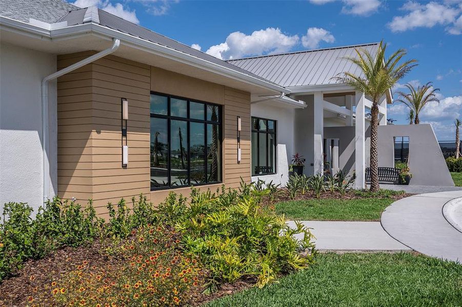Exterior details and patio area of a home in Woodland Preserve, Parrish (Image 28).