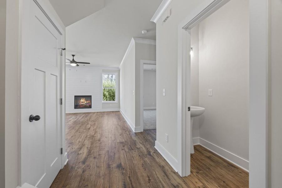 Spacious, unfurnished interior of a new home in , Hartwell (Image 26).