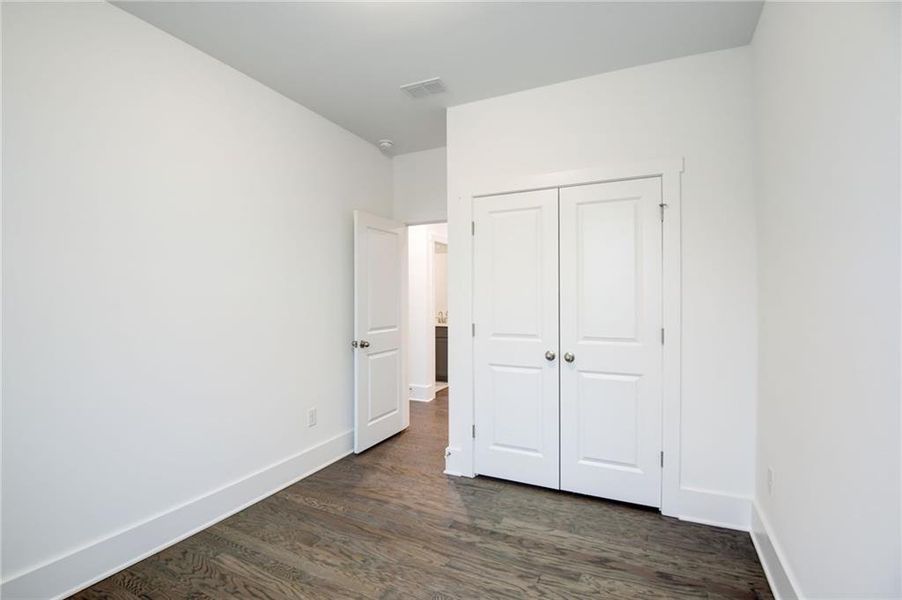 Spacious, unfurnished interior of a new home in Park Vue, Atlanta (Image 28). Spacious, unfurnished interior of a new home in Park Vue, Atlanta (Image 28).