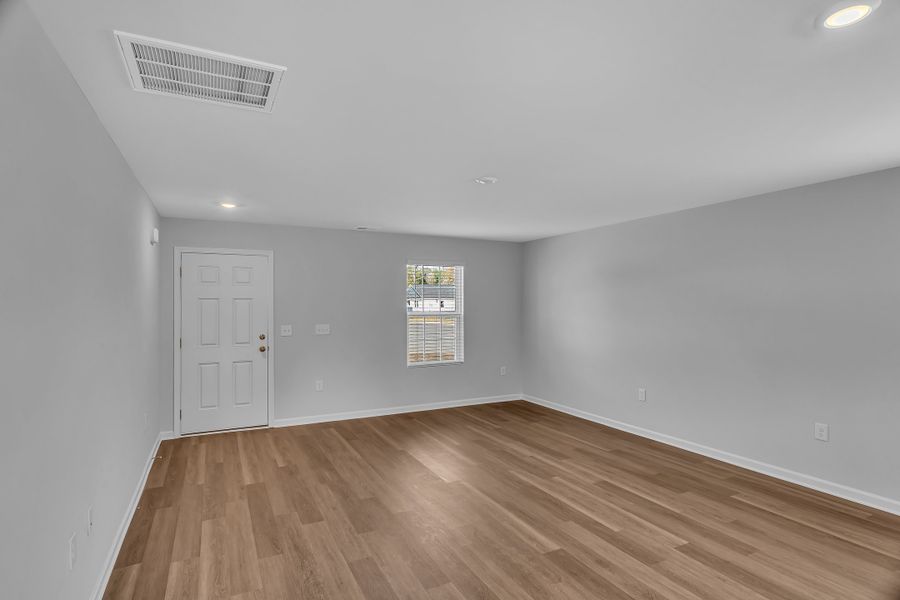 1,472sf New Home in Richburg, SC.  - Slide 4