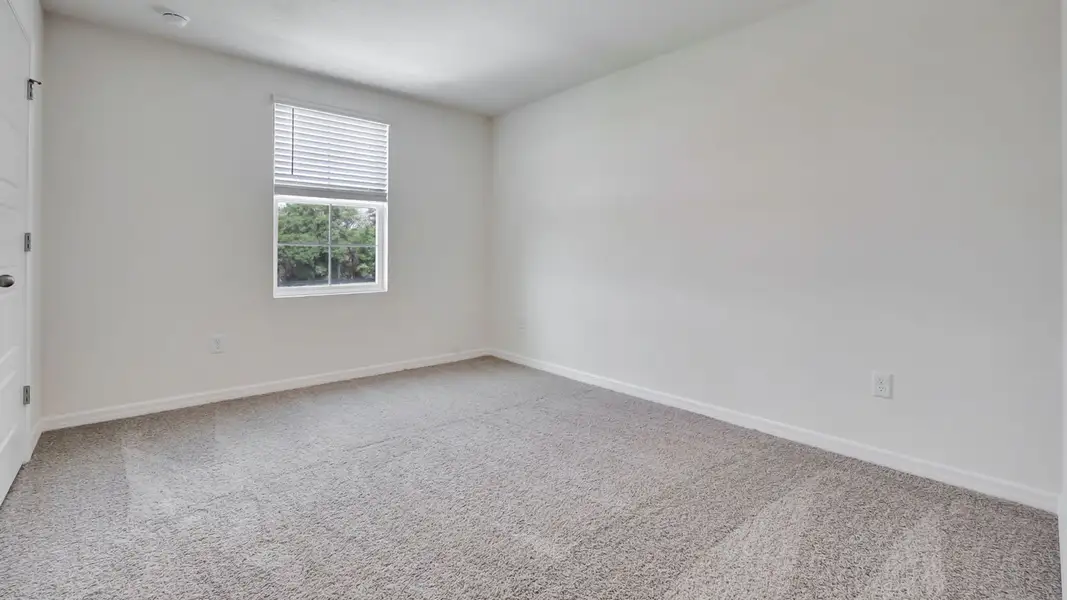 Spacious, unfurnished interior of a new home in Crosswinds, Haines City (Image 27). Spacious, unfurnished interior of a new home in Crosswinds, Haines City (Image 27).