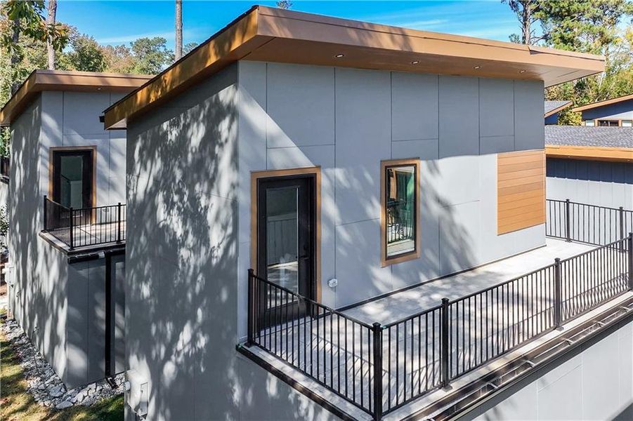 Exterior details and patio area of a home in , Union City (Image 26).