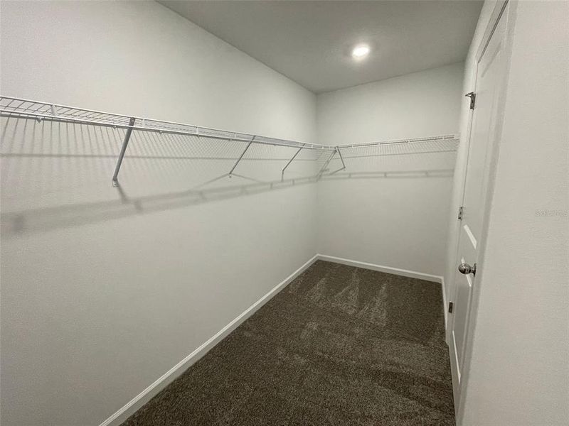 Spacious, unfurnished interior of a new home in Lawson Dunes, Haines City (Image 24).