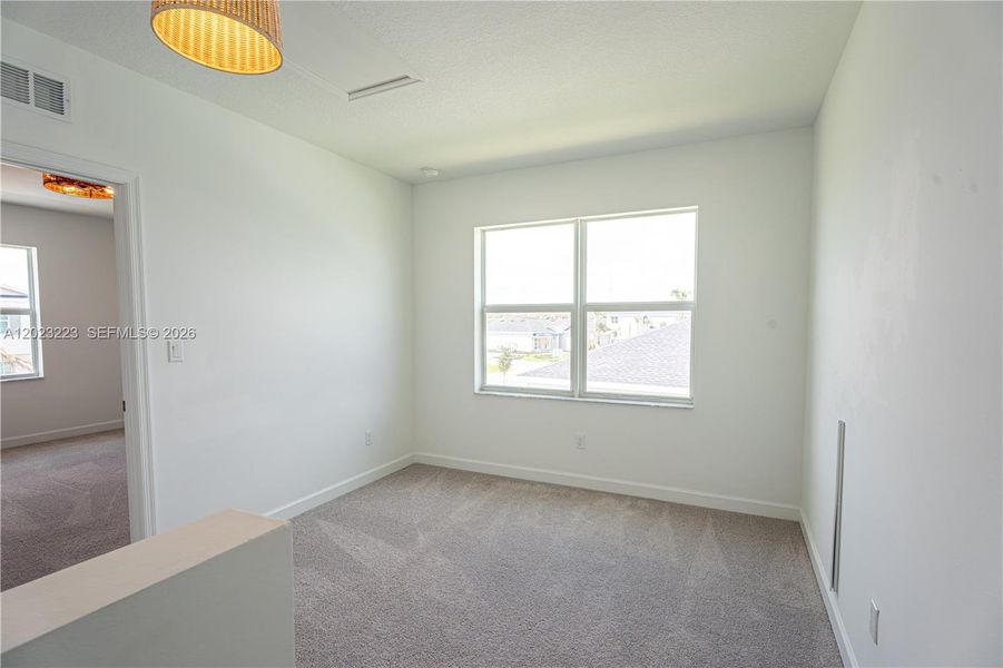 Spacious, unfurnished interior of a new home in Seagrove, Fort Pierce (Image 41). Spacious, unfurnished interior of a new home in Seagrove, Fort Pierce (Image 41).