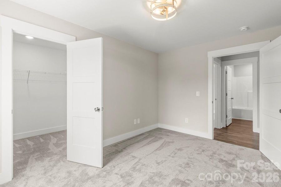 Spacious, unfurnished interior of a new home in , Lincolnton (Image 38).