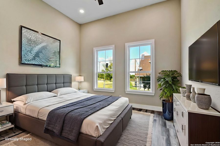 Furnished interior view inside a new home in , Canyon Lake (Image 12).