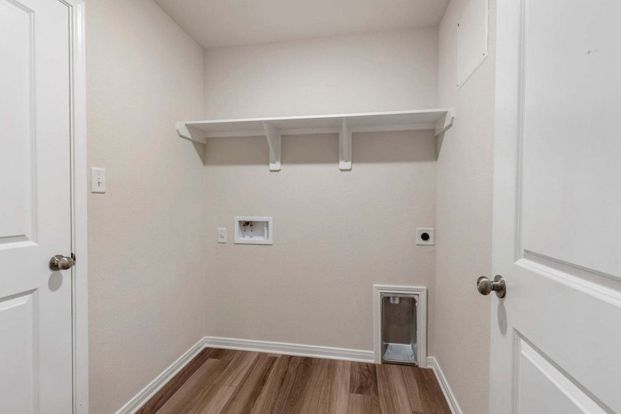 2D floor plan layout for the The 1443 by Stylecraft Builders in Sterling Ridge, Huntsville, TX (Image 28).