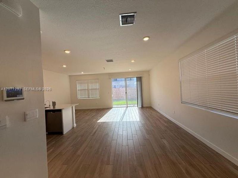 Spacious, unfurnished interior of a new home in , Homestead (Image 22).