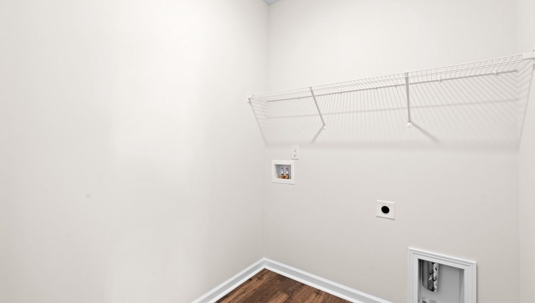 Spacious, unfurnished interior of a new home in Hunters Ridge, Woodruff (Image 27).