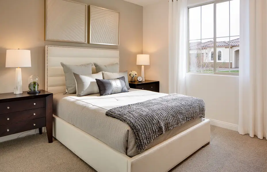 Representative furnished interior of a home built from the Refuge Final Opportunity by Del Webb in Sun City Anthem at Merrill Ranch, Florence (Image 11).