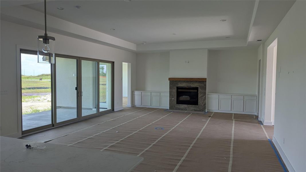 Spacious, unfurnished interior of a new home in Scofield Farms Estates, Georgetown (Image 15).
