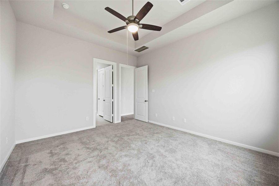 Spacious, unfurnished interior of a new home in Lago Mar  50'  &  55', Texas City (Image 28).