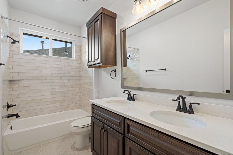 Furnished interior view inside a new home in Foxfield, Austin (Image 6).
