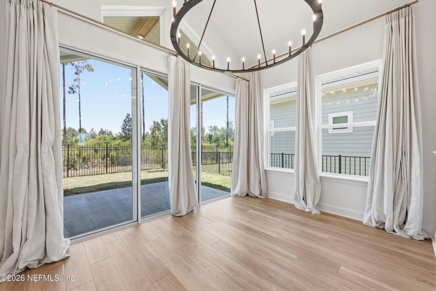Spacious, unfurnished interior of a new home in Crosswinds 40’, Ponte Vedra (Image 42).