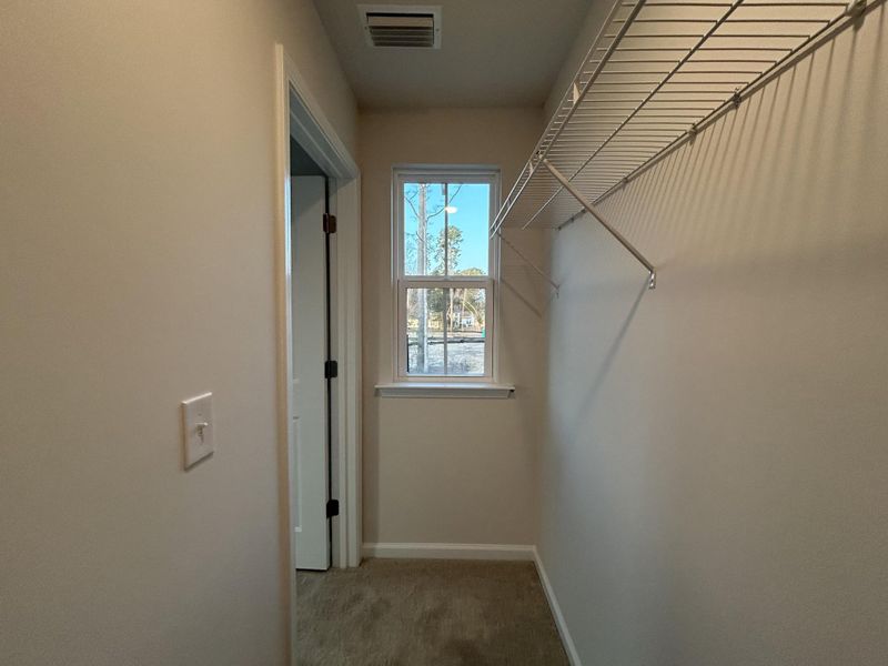 Spacious, unfurnished interior of a new home in , Summerville (Image 17).