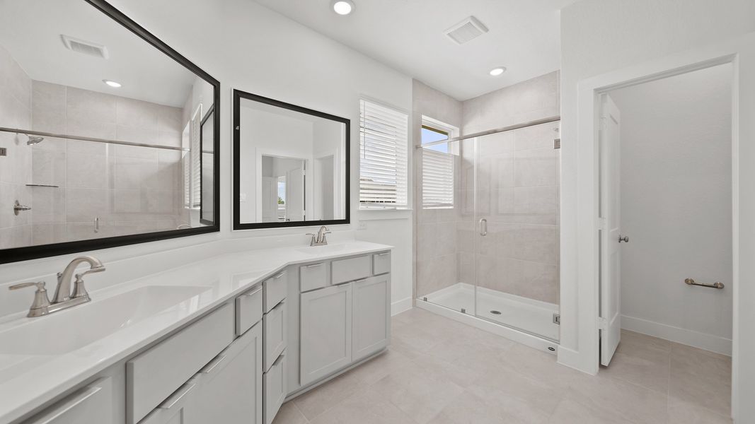 Representative furnished interior of a home built from the Rosewood – Courtyard Collection by Chesmar Homes in Jordan Ranch, Pattison (Image 5). Representative furnished interior of a home built from the Rosewood – Courtyard Collection by Chesmar Homes in Jordan Ranch, Pattison (Image 5).