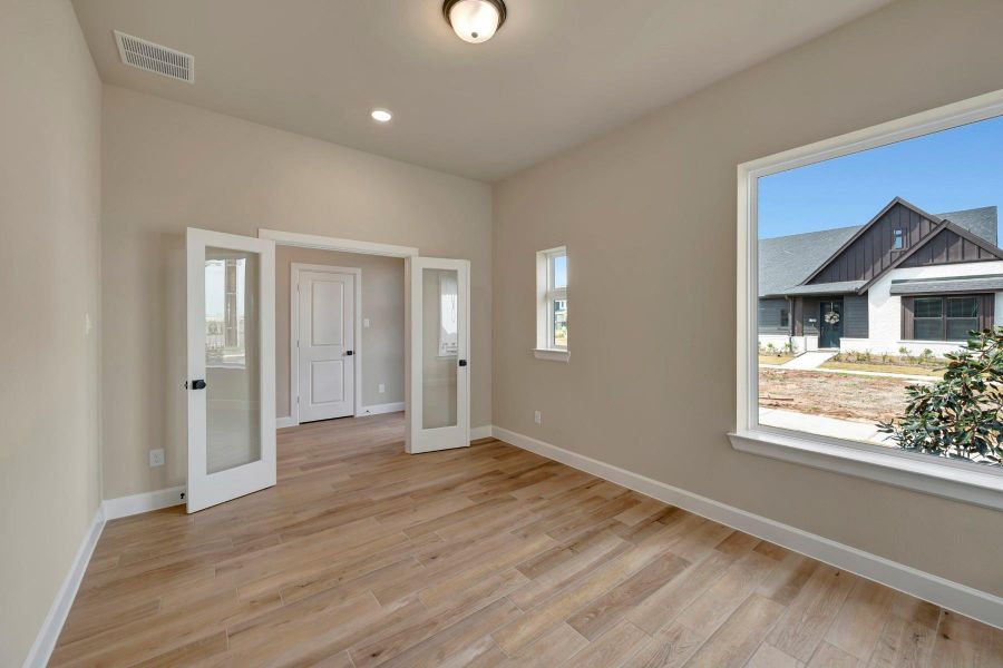 Spacious, unfurnished interior of a new home in Indigo - Enclave Collection, Richmond (Image 17). Spacious, unfurnished interior of a new home in Indigo - Enclave Collection, Richmond (Image 17).