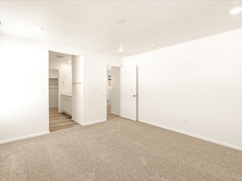 Spacious, unfurnished interior of a new home in Lorson Ranch: The Trail Collection, Colorado Springs (Image 8).