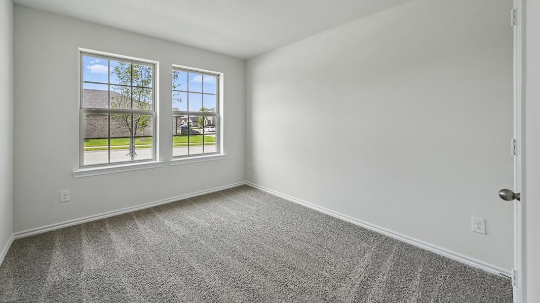 Representative unfurnished interior of a home built from the Denton by D.R. Horton in Cottonwood, Dorchester (Image 8).