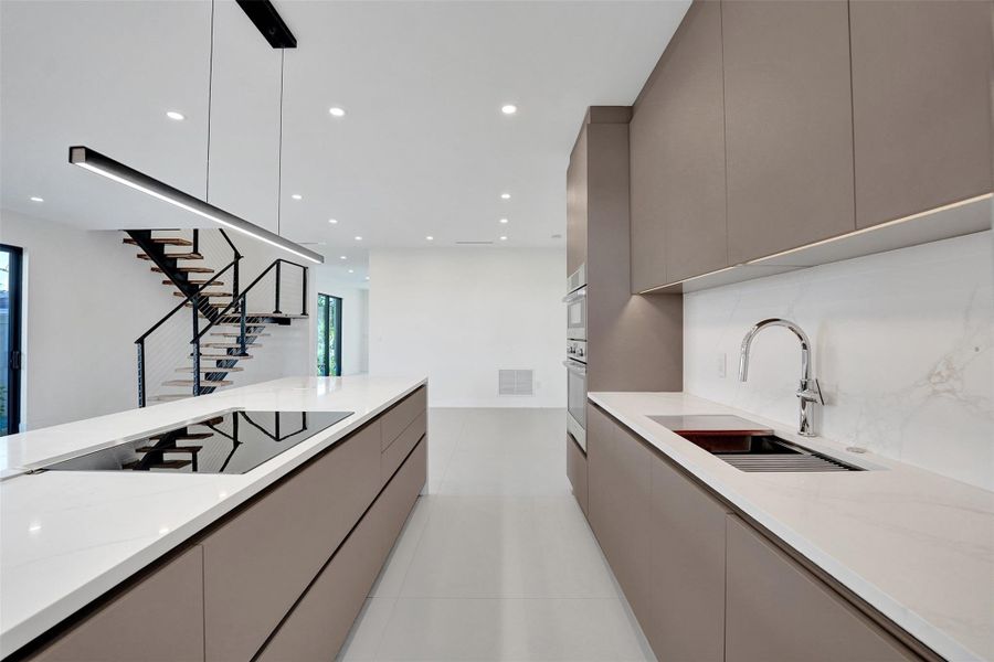 Furnished interior view inside a new home in , Fort Lauderdale (Image 19). Furnished interior view inside a new home in , Fort Lauderdale (Image 19).