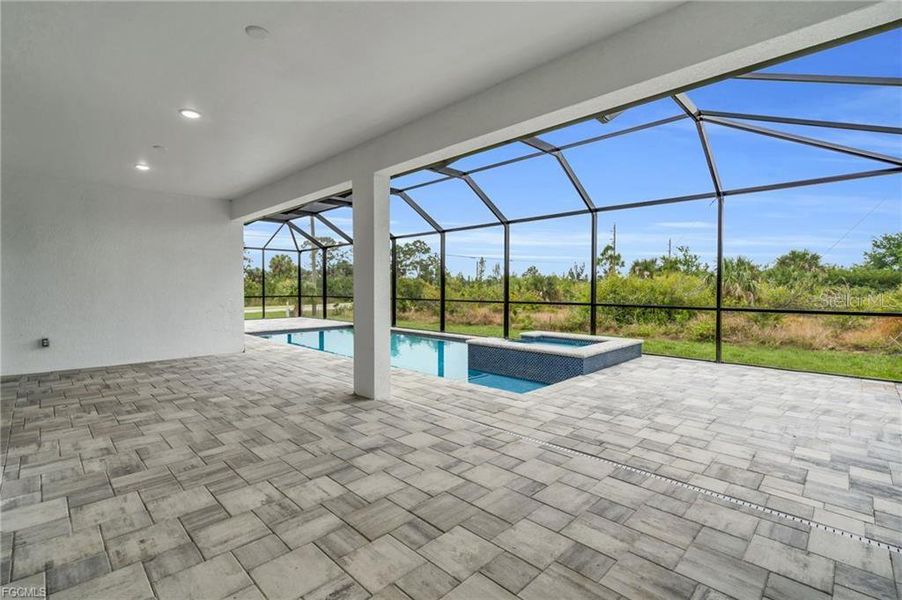 Exterior details and patio area of a home in , Port Charlotte (Image 21).