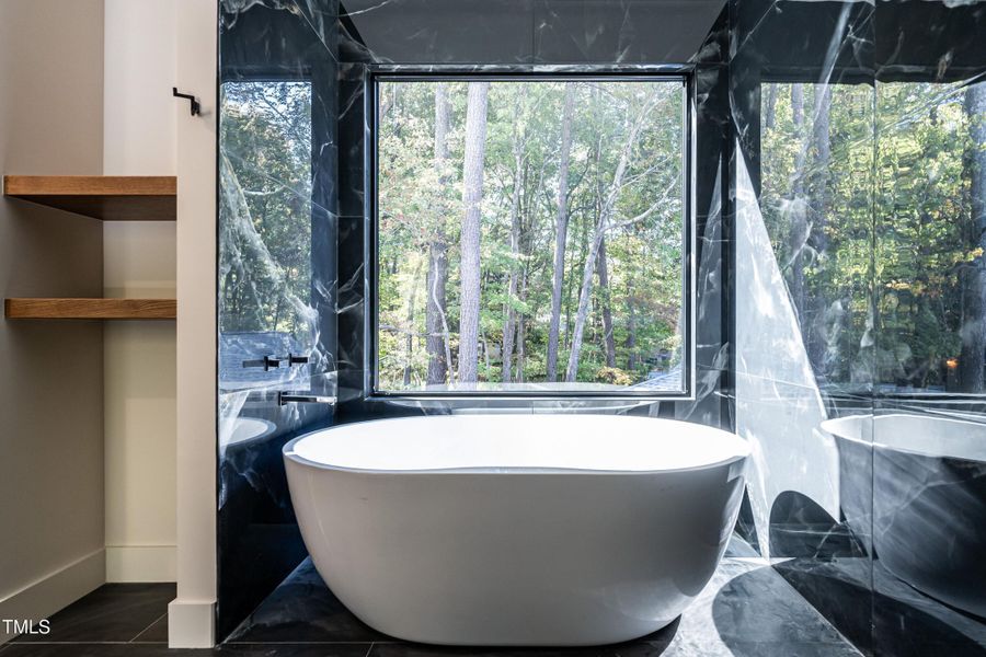 virtual-tour-142122-photo-17298719218038