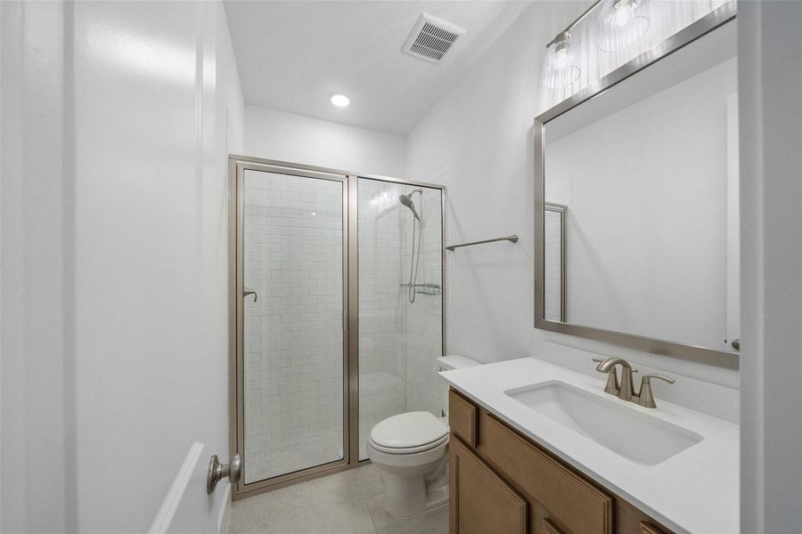Furnished interior view inside a new home in Woodforest, Montgomery (Image 26). Furnished interior view inside a new home in Woodforest, Montgomery (Image 26).