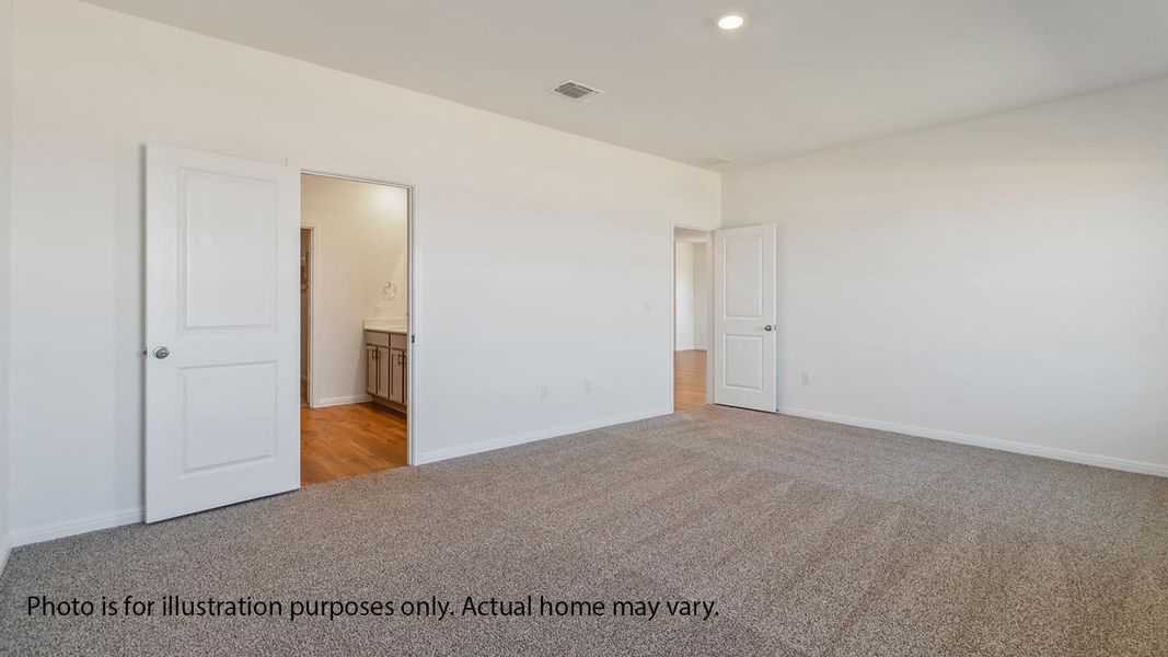 Spacious, unfurnished interior of a new home in Bar W Ranch, Leander (Image 19).