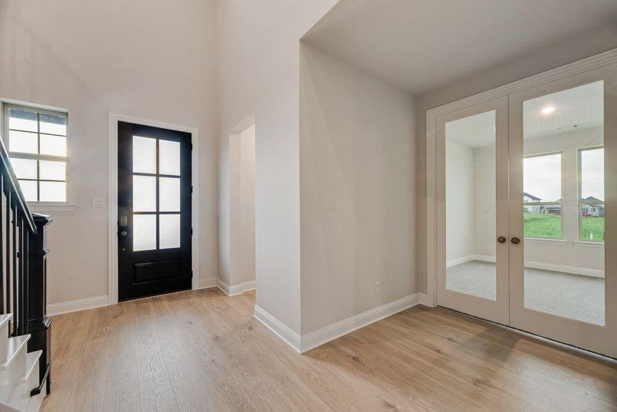 Spacious, unfurnished interior of a new home in Sutton Fields, Celina (Image 30).