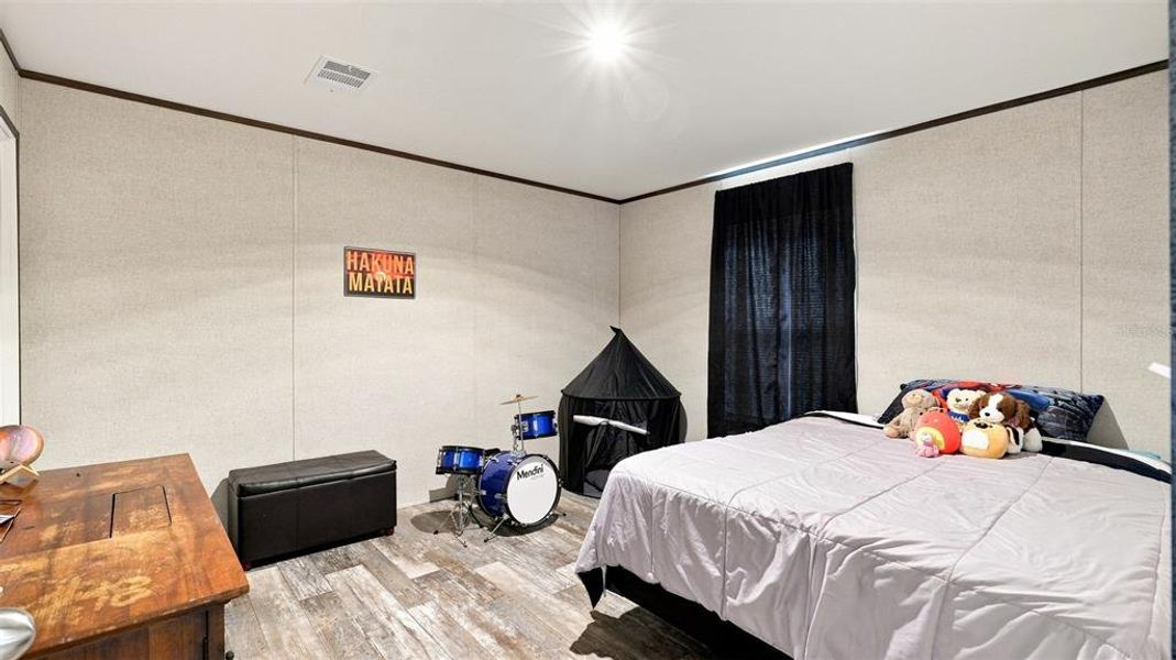 Furnished interior view inside a new home in , Hernando (Image 16).