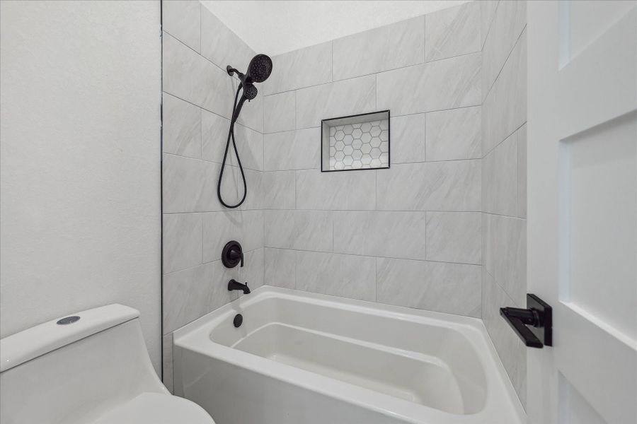 Hollywood Bath and Shower Upstairs