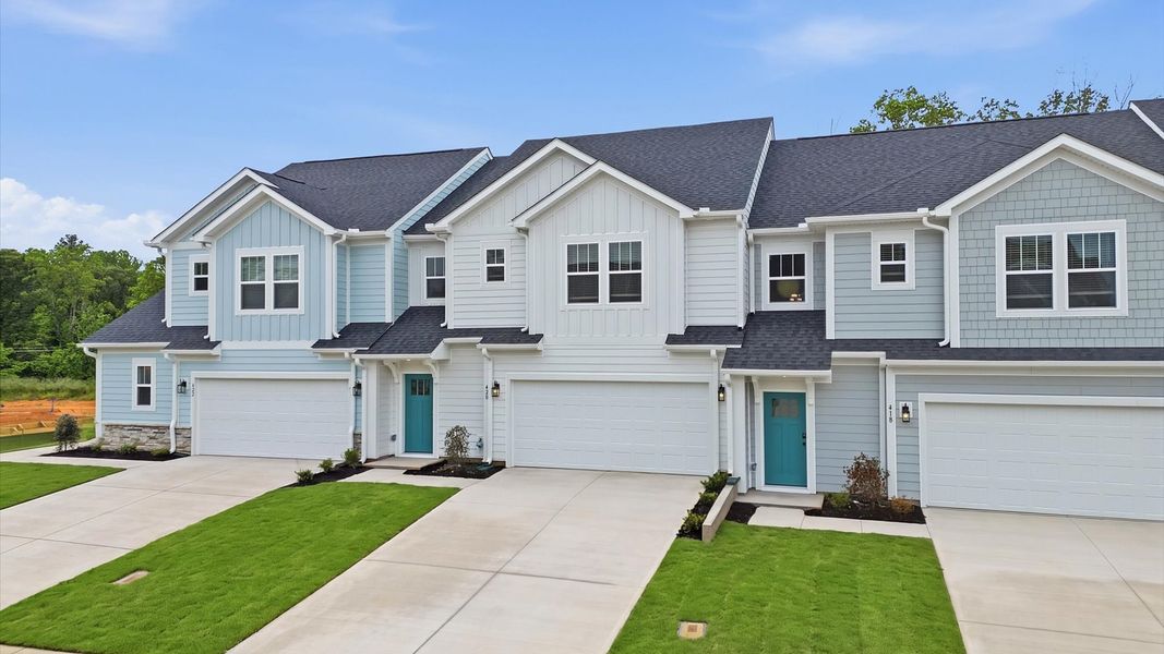 Top-notch exterior finishes in a select, well-established Anderson community Top-notch exterior finishes in a select, well-established Anderson community