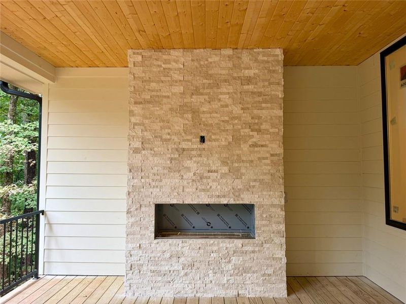 Exterior details and patio area of a home in , Sandy Springs (Image 3).