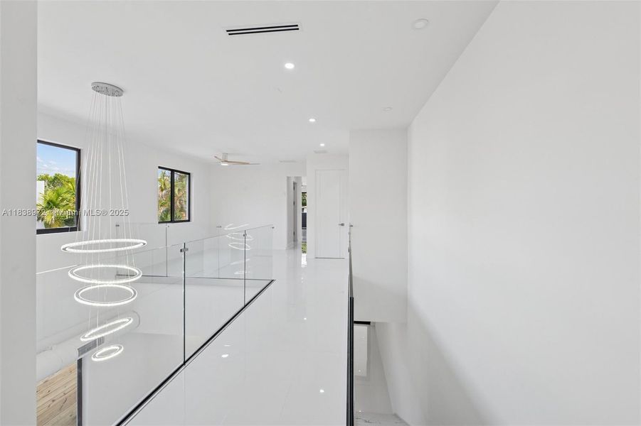 Spacious, unfurnished interior of a new home in , Miami (Image 23).