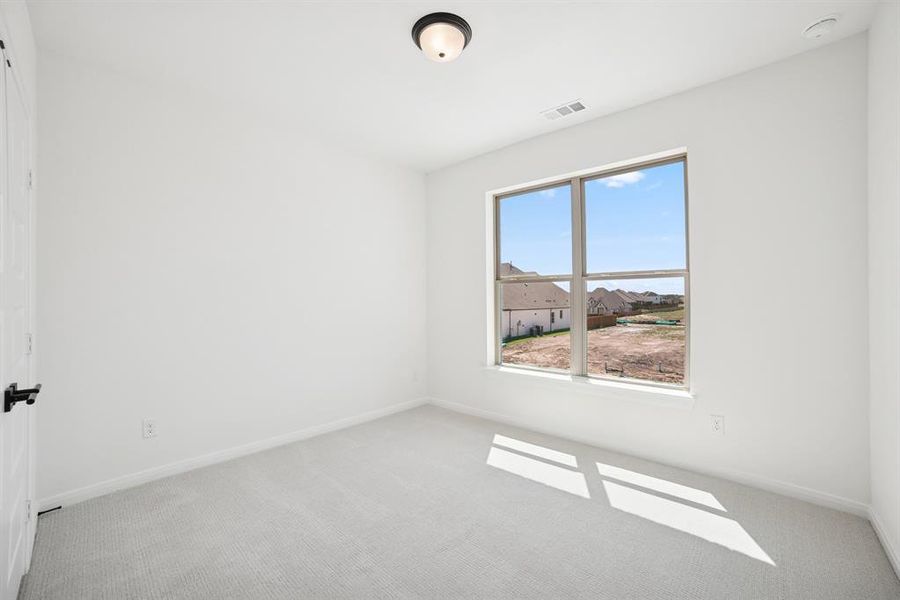 Spacious, unfurnished interior of a new home in Terraces – Estates, Rockwall (Image 25).