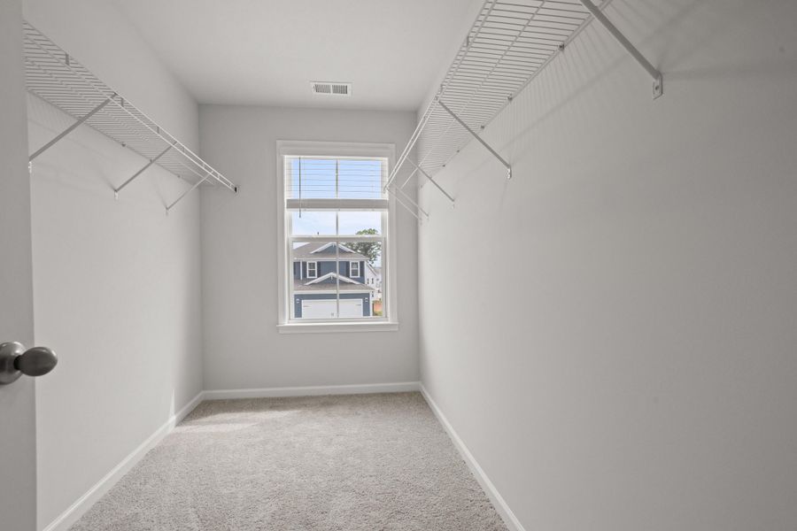 Spacious, unfurnished interior of a new home in The Pier South, Seneca (Image 20). Spacious, unfurnished interior of a new home in The Pier South, Seneca (Image 20).